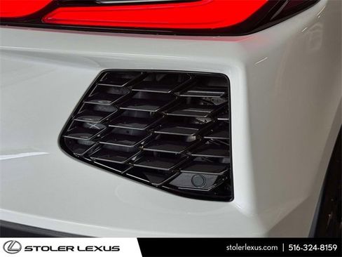 Used 2021 Chevrolet Corvette Stingray Premium Conv w/ Z51 Performance Package image 13