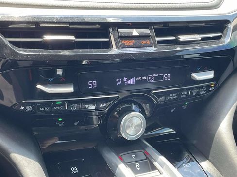 Used 2023 Acura MDX FWD w/ Technology Package image 38