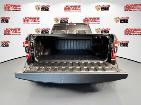 Used 2022 RAM 1500 Laramie AWD/4WD image 31
