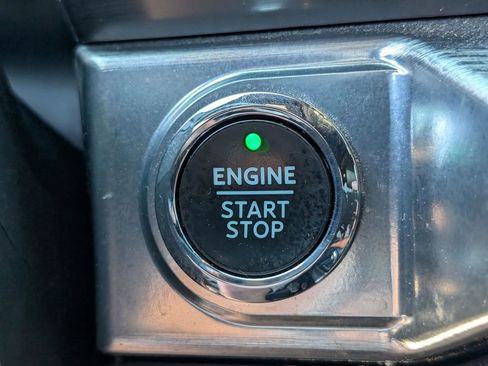 Used 2022 Ford F150 Lariat w/ Equipment Group 502A High image 27