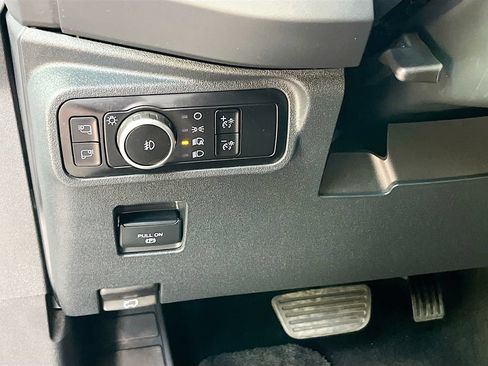 Used 2025 Ford Bronco Outer Banks AWD/4WD image 10