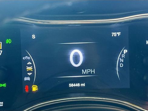 Used 2021 Jeep Grand Cherokee Limited AWD/4WD image 13