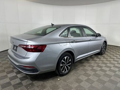 Used 2023 Volkswagen Jetta S image 3