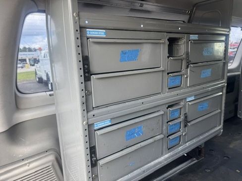 Used 2014 Ford E-350 and Econoline 350 XL RWD image 10