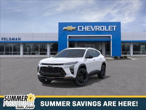 New 2026 Chevrolet Trax ACTIV w/ Sunroof Package FWD image 8
