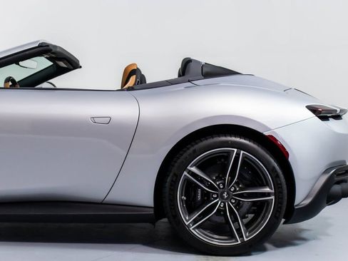 Certified 2025 Ferrari Roma Spider image 27