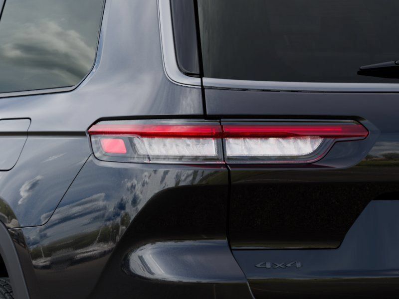 New 2026 Jeep Grand Cherokee L 4WD image 9