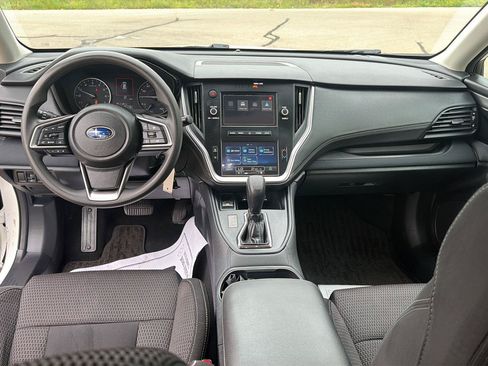Used 2023 Subaru Outback AWD/4WD image 29