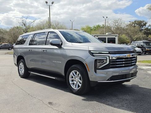 New 2026 Chevrolet Suburban LT w/ Comfort Package image 7