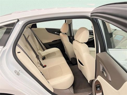 Certified 2024 Chevrolet Malibu LT image 10