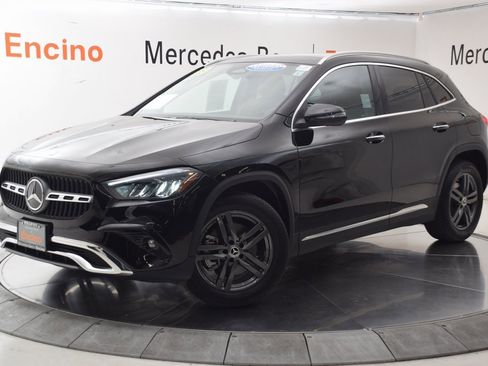 Certified 2025 Mercedes-Benz GLA 250 image 2