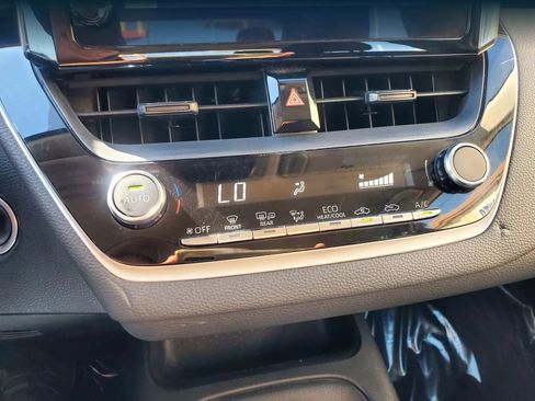 Used 2023 Toyota Corolla LE w/ LE Convenience Package FWD image 51
