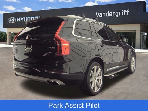 Used 2016 Volvo XC90 T8 Inscription image 13