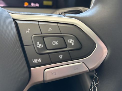 New 2026 Volkswagen Tiguan SE AWD/4WD image 18
