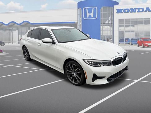 Used 2020 BMW 330i Sedan w/ Convenience Package image 1