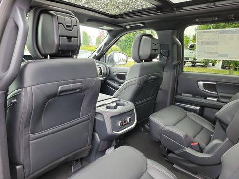 New 2026 Ford Expedition Max Platinum w/ Stealth Appearance Package AWD/4WD image 12
