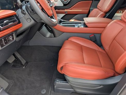New 2026 Lincoln Aviator Reserve w/ Luxury Package AWD/4WD image 15