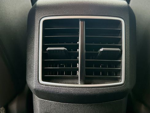 Used 2025 Kia Sportage LX image 26