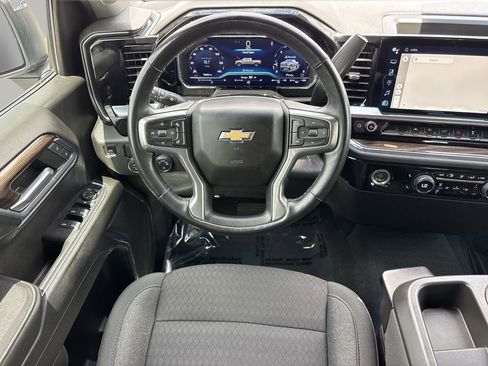 Used 2023 Chevrolet Silverado 1500 LT w/ Protection Package RWD image 12