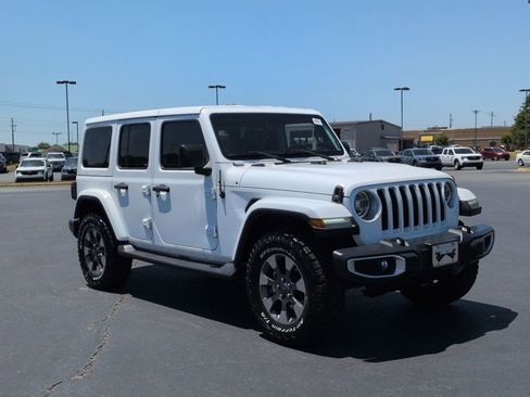Used 2018 Jeep Wrangler Unlimited Sahara w/ Dual Top Group AWD/4WD image 1