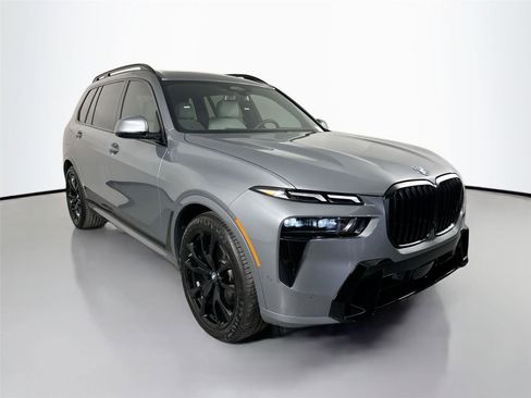 New 2026 BMW X7 xDrive40i w/ M Sport Package AWD/4WD image 4