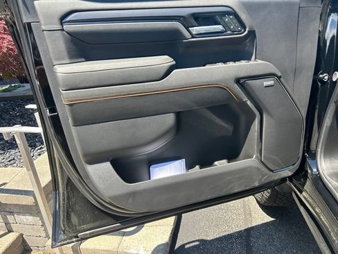 New 2026 GMC Sierra 2500 AT4 w/ AT4 Premium Plus Package AWD/4WD image 10
