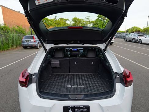 Used 2024 Lexus UX 250h F Sport AWD/4WD image 60