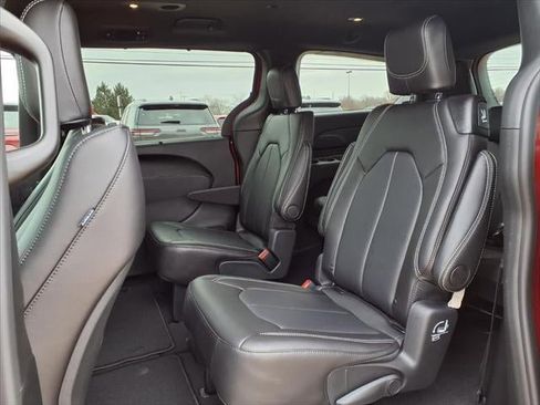 New 2026 Chrysler Pacifica Select w/ S Appearance Package FWD image 45