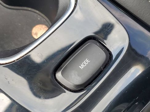 Used 2021 Buick Envision Preferred AWD/4WD image 33