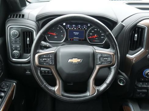 Used 2022 Chevrolet Silverado 3500 High Country AWD/4WD image 18
