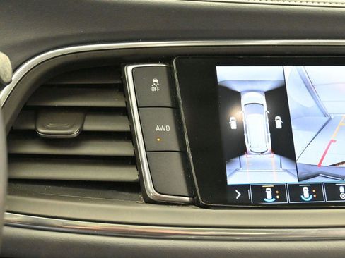 Used 2021 Buick Enclave Essence w/ Sound and Sites Package image 18