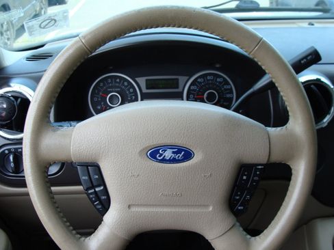 Used 2006 Ford Expedition Eddie Bauer AWD/4WD image 22