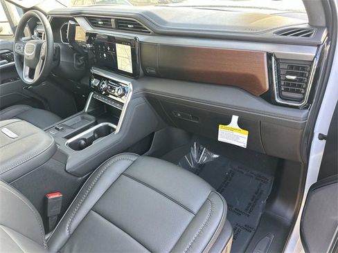 New 2026 GMC Sierra 2500 Denali w/ Denali Reserve Package image 30