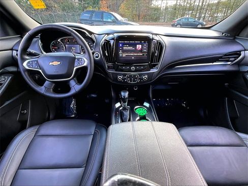 Certified 2022 Chevrolet Traverse LT image 10