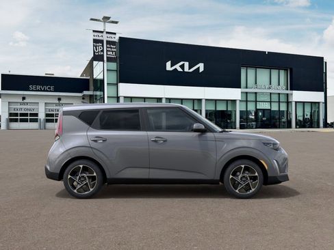 New 2025 Kia Soul EX image 8