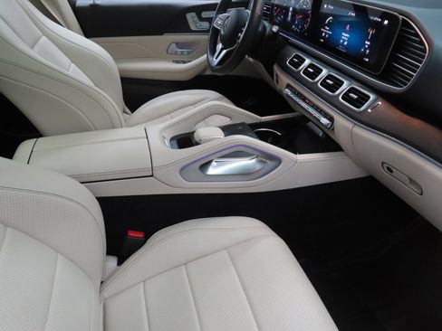 Used 2021 Mercedes-Benz GLE 350 image 27