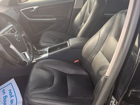 Used 2015 Volvo S60 T5 AWD/4WD image 10