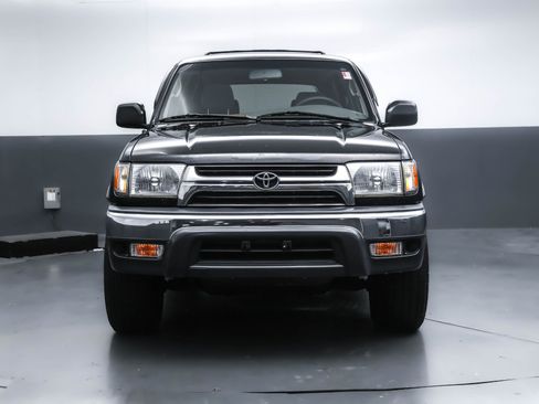 Used 2001 Toyota 4Runner SR5 image 30