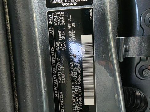 Used 2021 Volvo S60 T5 Momentum w/ Premium Package image 40