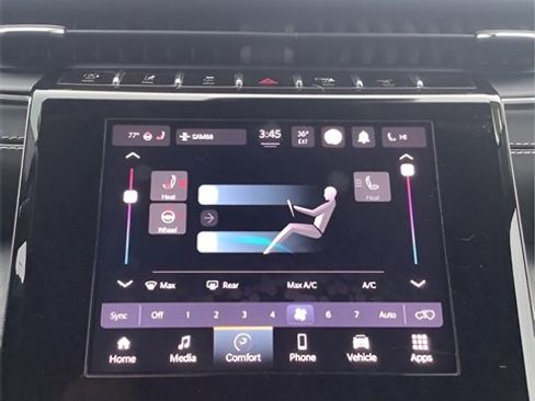 Used 2023 Jeep Grand Cherokee Laredo w/ Luxury Tech Group I image 19