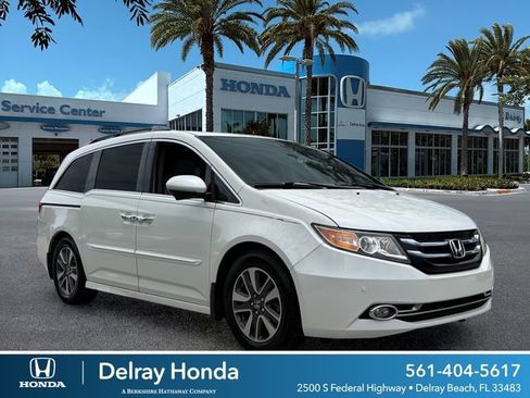 Used 2015 Honda Odyssey Touring image 1