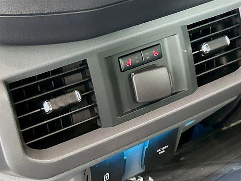 New 2025 Ford F150 Lariat w/ Equipment Group 502A High image 26