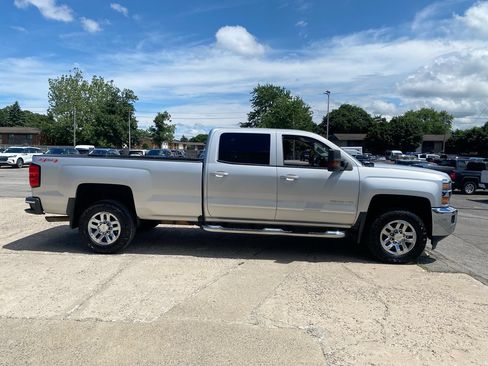 Used 2016 Chevrolet Silverado 3500 LT w/ All-Star Edition AWD/4WD image 9
