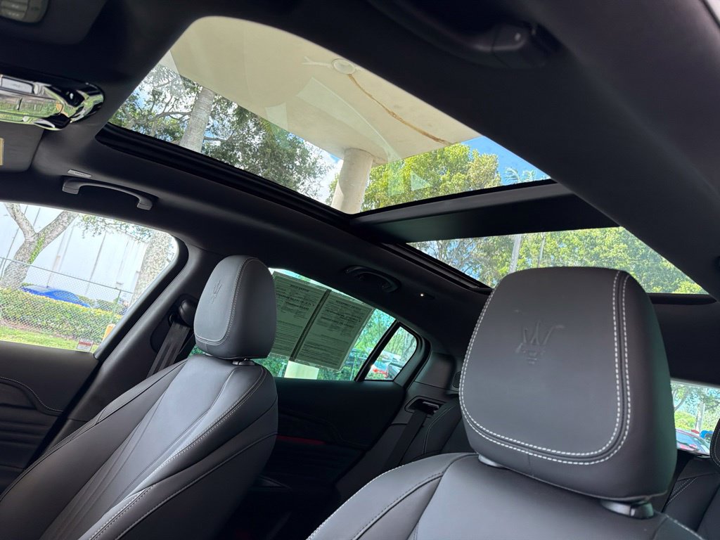 Used 2025 Maserati Grecale GT AWD/4WD image 19