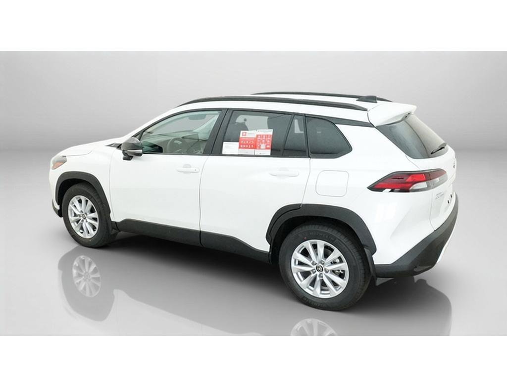 New 2026 Toyota Corolla Cross LE FWD image 4
