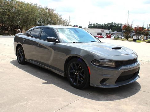 Used 2019 Dodge Charger GT RWD image 2