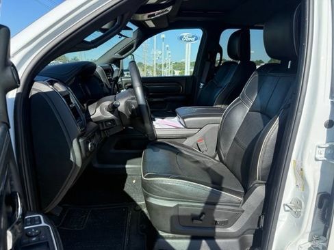 Used 2024 RAM 2500 Limited AWD/4WD image 18
