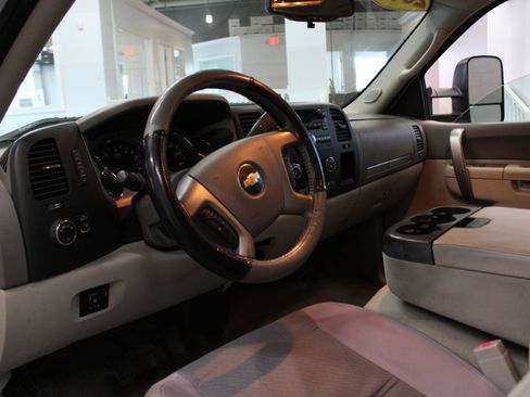 Used 2012 Chevrolet Silverado 2500 LT w/ Convenience Package AWD/4WD image 11