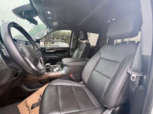 Used 2023 Chevrolet Silverado 1500 RST AWD/4WD image 13