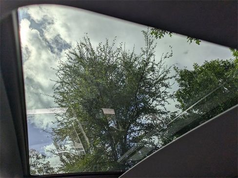 Used 2025 Audi Q3 2.0T Premium image 14